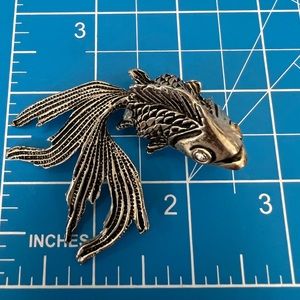 Vintage Beta Fish pin Brooch